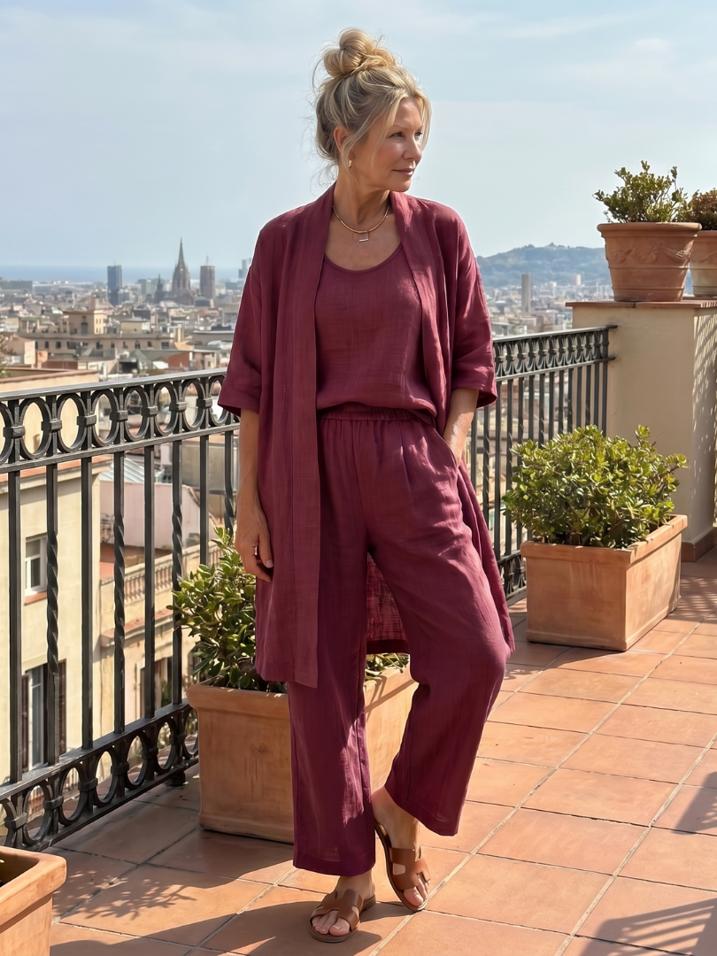 Yael | Three-piece set: top and relaxed trousers
