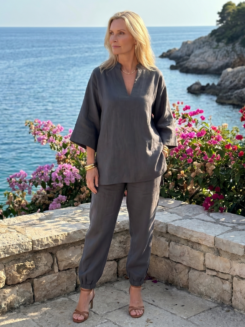 Georgiana | V-neck tunic and gathered trousers