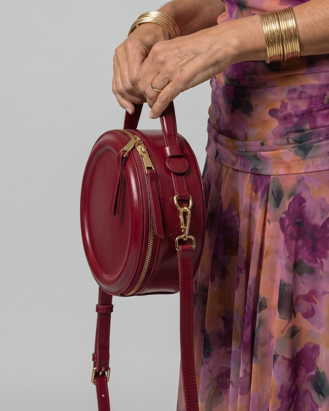Damska okrągła torba crossbody z zamkiem błyskawicznym – Anna Marie