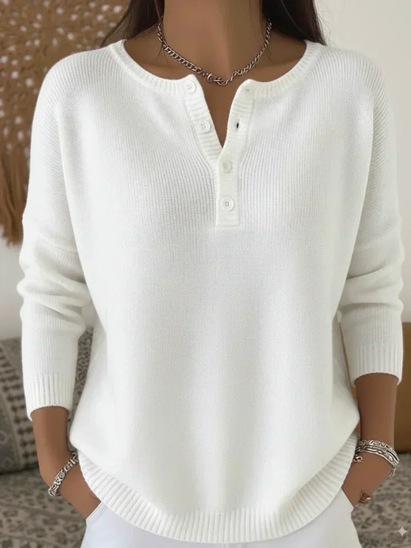 Edith | Knitted jumper with a henley placket