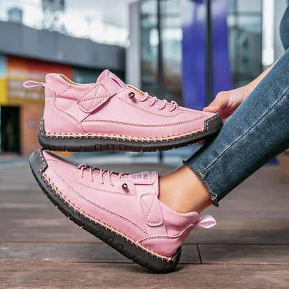 Novira | Cushioned wide-fit trainers