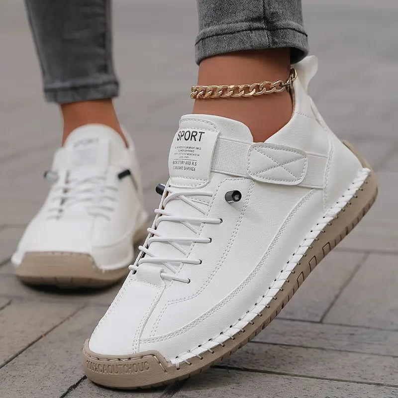 Novira | Cushioned wide-fit trainers